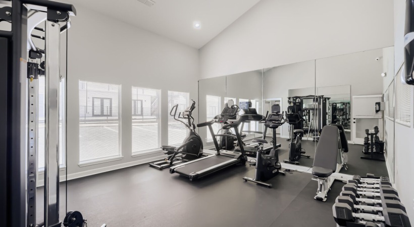 Open and well-lit fitness center